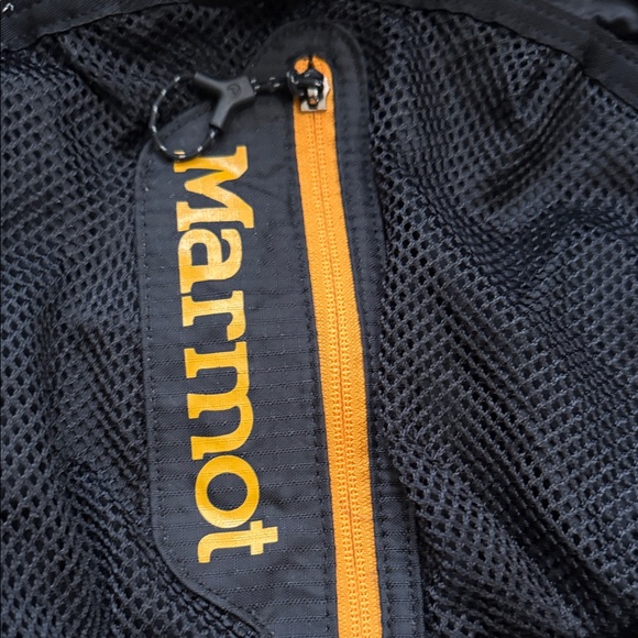 Marmot Kompressor Black and Orange Backpack for Men - Picture 2 of 4